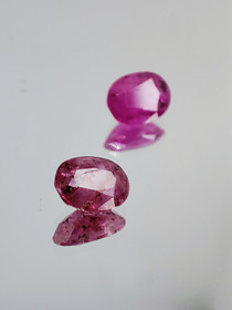 Ruby lot ( 6 x 5 - 4 x 3 - 2 mm \ 0,7 ct ) oval
