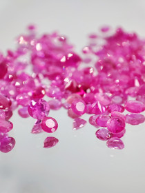 Ruby lot ( 3 - 1 x 1 - 0.5 mm \ 0,04 ct ) round