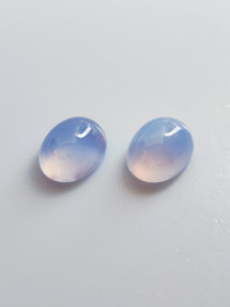 Moonstone pair ( 9 - 8 x 7 x 4 mm \ 2,2 ct ) Oval 