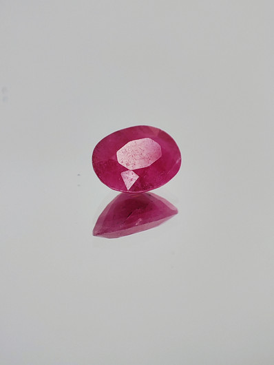 Ruby 1 ct oval