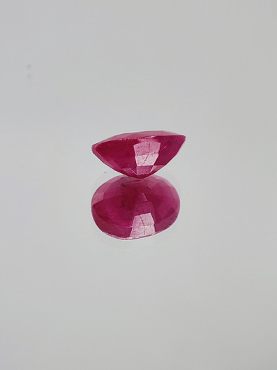 Ruby 1 ct oval