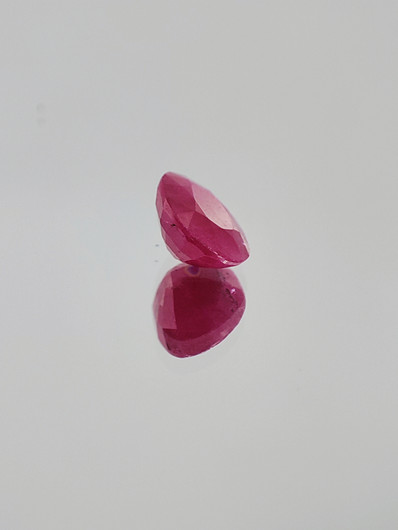 Ruby 1 ct oval