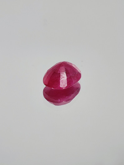 Ruby 1 ct oval