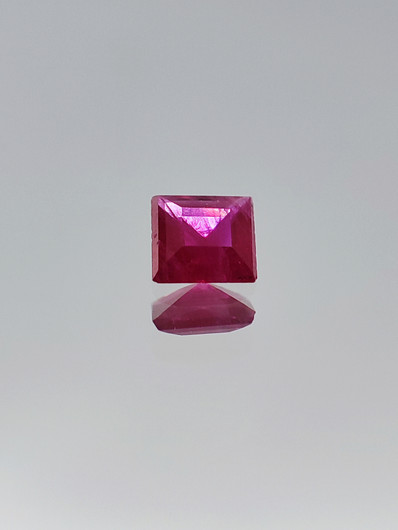 Ruby 0,1 ct square
