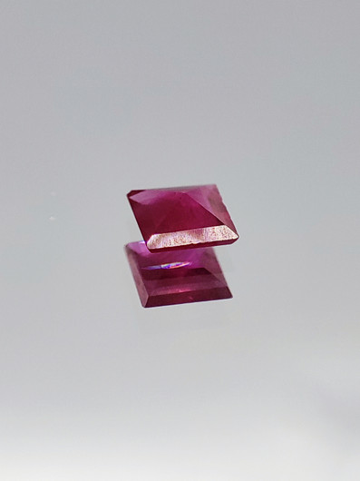 Ruby 0,1 ct square