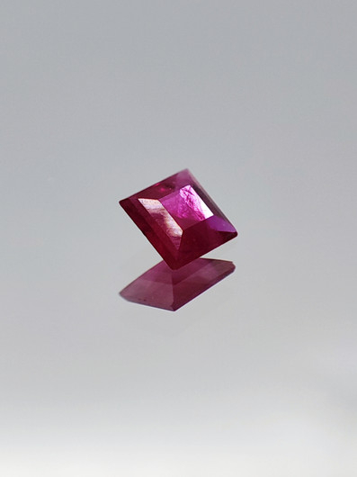 Ruby 0,1 ct square
