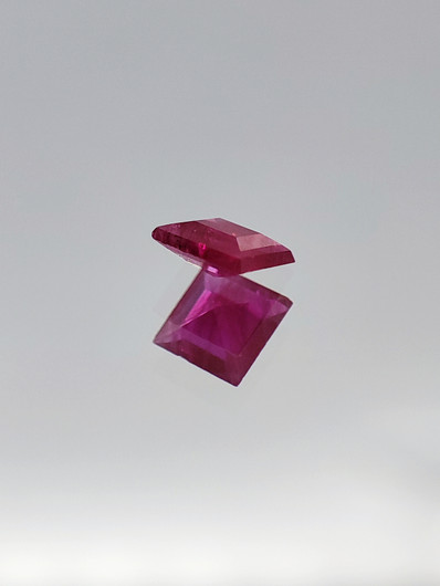 Ruby 0,1 ct square