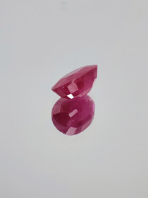 Ruby 1,1 ct oval
