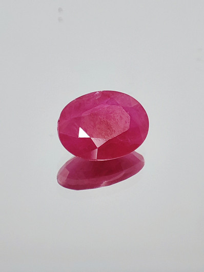 Ruby Burma 1,2 ct oval