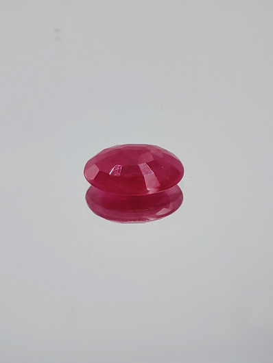 Ruby Burma 1,2 ct oval