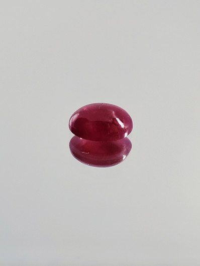 Ruby 0,4 ct oval