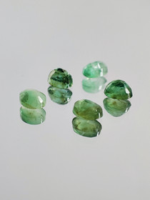Emerald lot ( 4 - 3 x 3 - 2 x 2 mm \ 0,2 ct ) oval