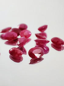 Ruby lot Burma( 6 - 5  x 4 - 3 x 2 mm \ 0,5 ct ) oval