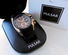 Pulsar musta chrono, hyvässä kunnossa