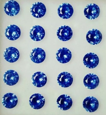 Sapphire  ( synt. ) pyöreä 3mm / hinta 3kpl