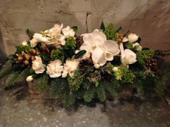 Joulupöydän asetelma