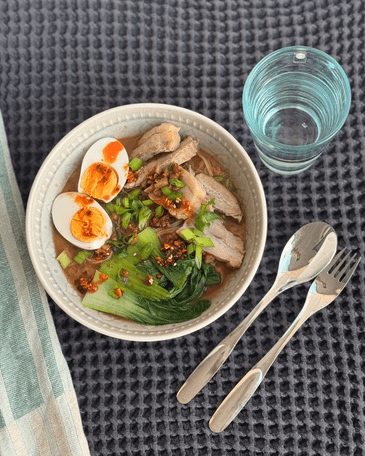 Helppo ja nopea possuramen