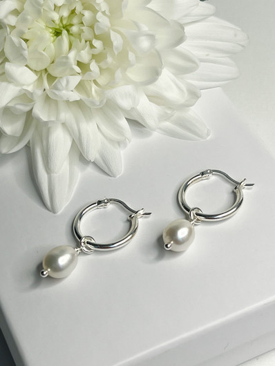 925 sterling hopea helmikorvakorut  