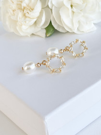  Zirkonia makeanvedenhelmi korvakorut  