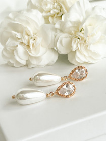 Zirconia gold Teardrop Helmiäishelmi  korvakorut.