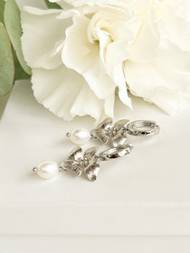 Floral silver pisarahelmi korvakorut