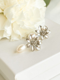 Silver Flower korvakorut