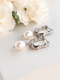 Ovaali silver hoop korvakorut