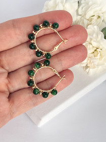 Kalsedoni korvakorut 