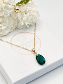 Emerald kristallihelmi kaulakoru 