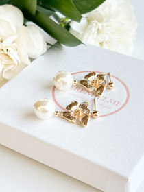 Emma korvakorut helmiäishelmillä