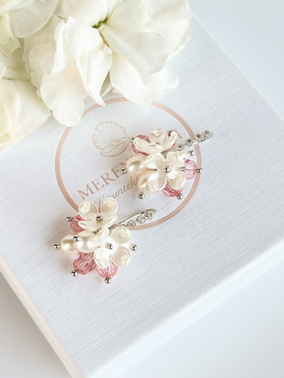 Daira Silver Rose korvakorut