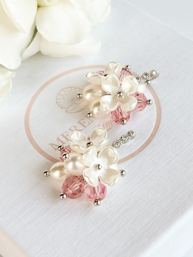 Daira Silver Rose korvakorut