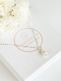 925 sterling silver  helmikaulakoru 