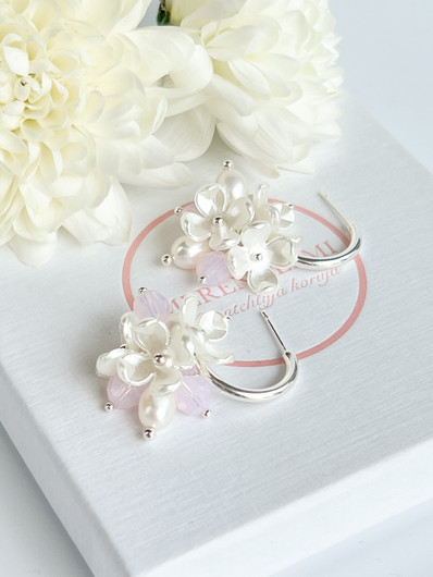 Evelyn silver korvakorut ( Rose Water Opal )