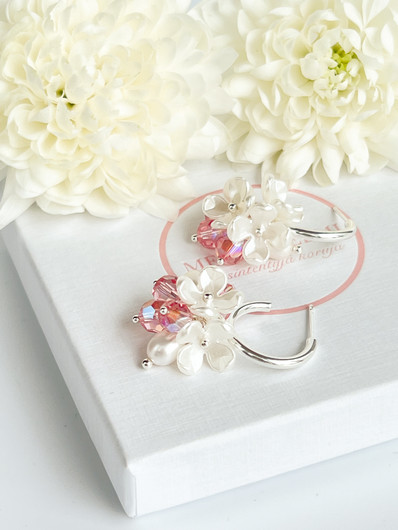 Evelyn silver Rose korvakorut 