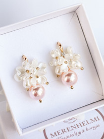 Jada Rose korvakorut