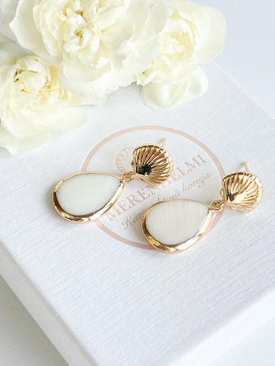 Helmiäishelmi seashell korvakorut