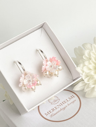 Evelyn Blossom Rose korvakorut 