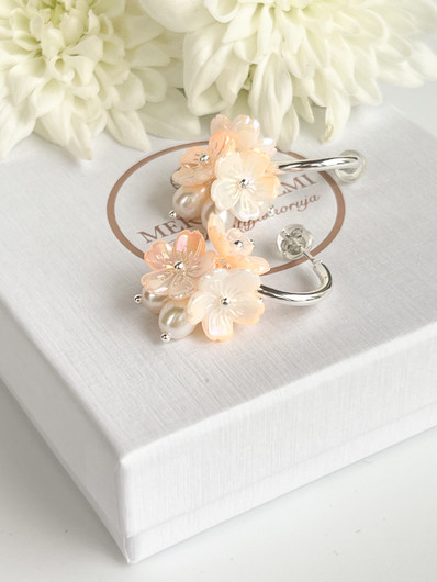 Evelyn Blossom Peach korvakorut 