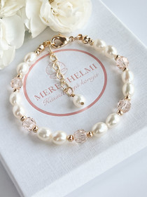 Kristallihelmi rannekoru makeanveden helmillä