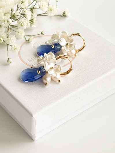 Rosie Sapphire korvakorut 