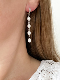 Kayla Silver korvakorut makeanveden helmillä 