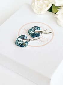 925 sterling hopea sydän kristallihelmi korvakorut.