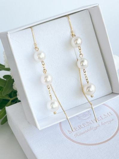  Zara korvakorut makeanveden helmillä