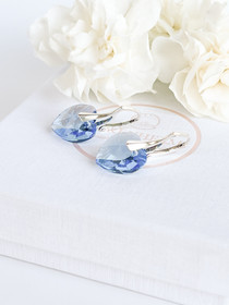 Nora Aqua korvakorut kristallihelmillä 