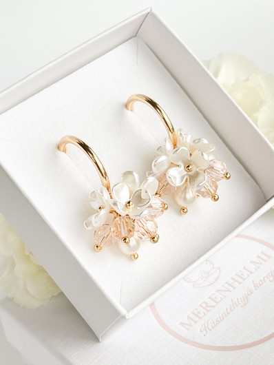 Evelyn Silk korvakorut 