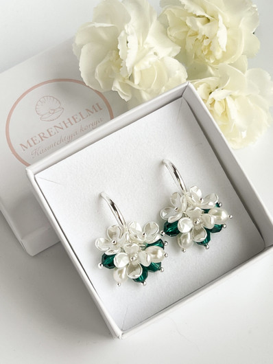 Evelyn silver korvakorut ( Emerald )