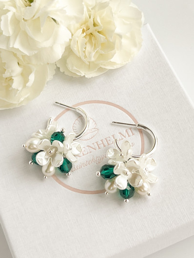 Evelyn silver korvakorut ( Emerald )