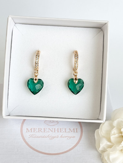Kristallisydän Emerald cubic zirkonia korvakorut.
