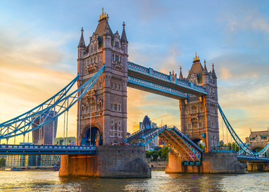 Tower Bridge, Londres, 1000 palaa